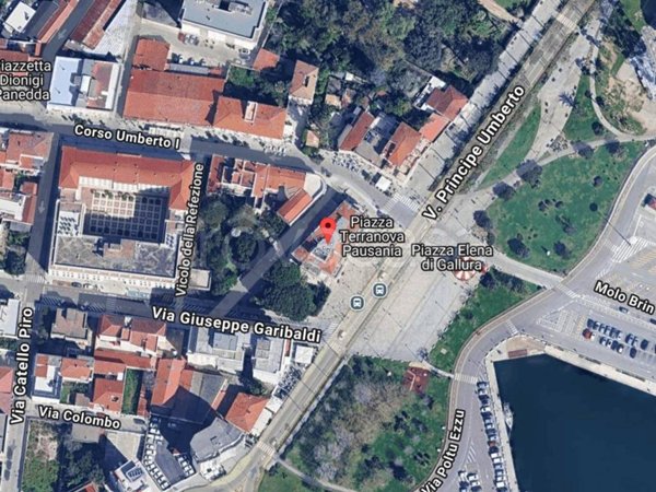 appartamento in vendita ad Olbia in zona Marinella