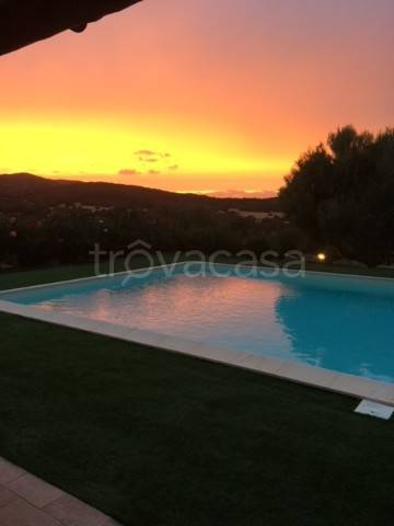 casa indipendente in vendita ad Olbia in zona San Pantaleo