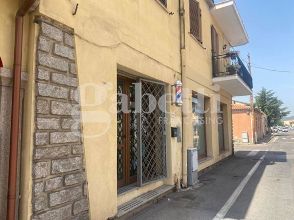 negozio in vendita ad Olbia