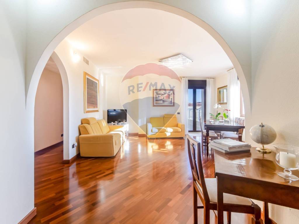 appartamento in vendita ad Olbia in zona Centro Storico