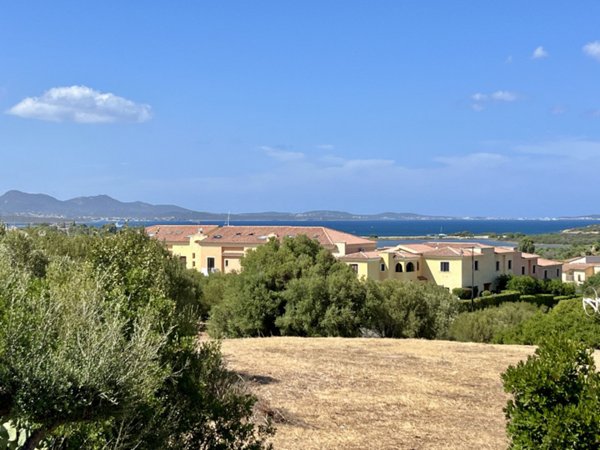 casa indipendente in vendita ad Olbia in zona Murta Maria