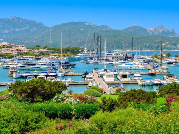 appartamento in vendita ad Olbia in zona Porto Rotondo