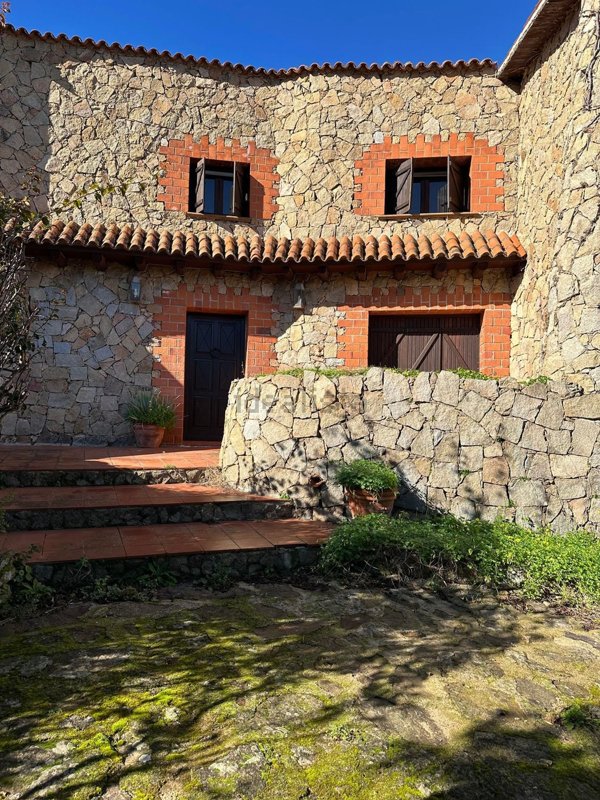 casale in vendita ad Olbia in zona Sole Ruiu