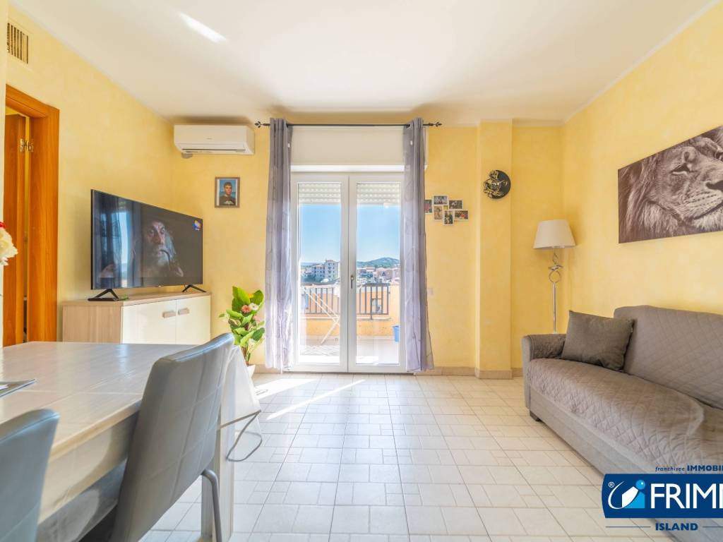appartamento in vendita ad Olbia in zona Baratta