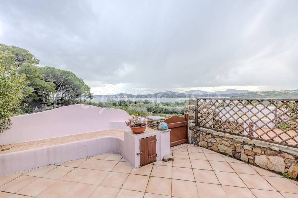 appartamento in vendita ad Olbia in zona Portisco