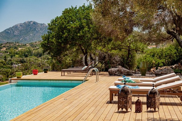 appartamento in vendita ad Olbia in zona Cugnana