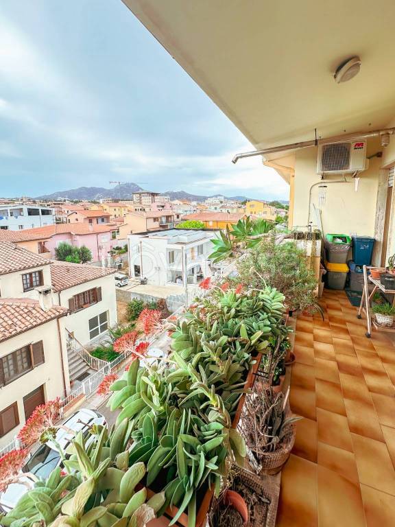 appartamento in vendita ad Olbia in zona Aldo Moro