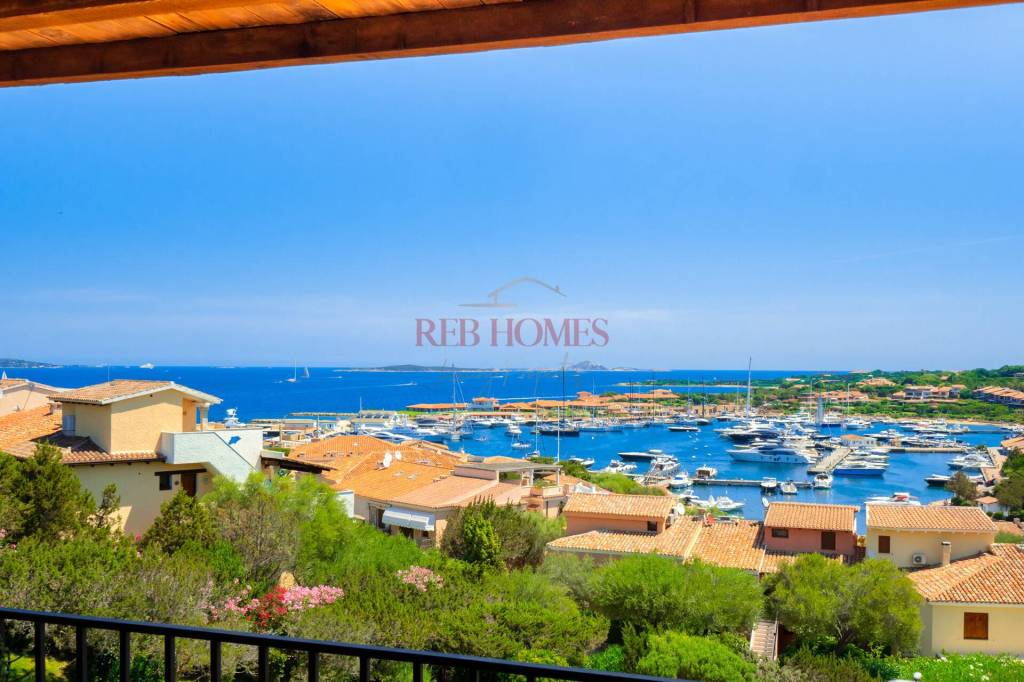 appartamento in vendita ad Olbia in zona Porto Rotondo