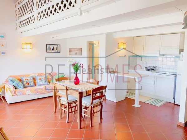 appartamento in vendita ad Olbia in zona Rudalza