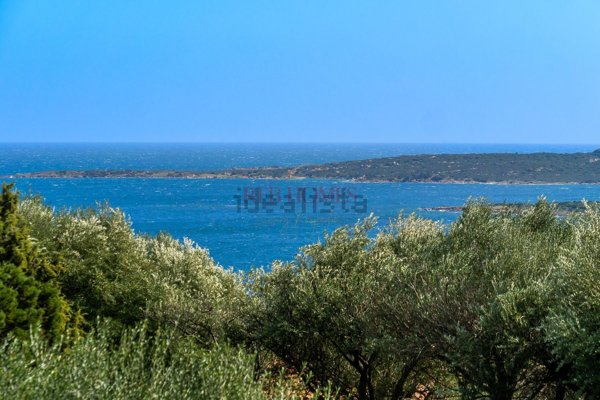 appartamento in vendita ad Olbia in zona Rudalza