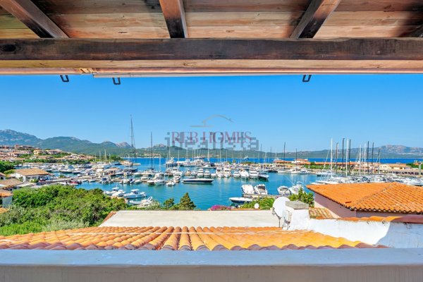 appartamento in vendita ad Olbia in zona Porto Rotondo