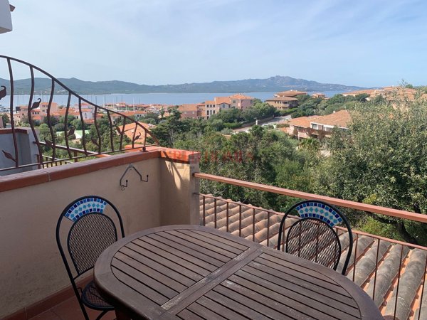 appartamento in vendita ad Olbia in zona Rudalza