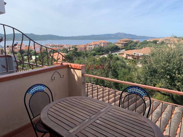 appartamento in vendita ad Olbia in zona Rudalza