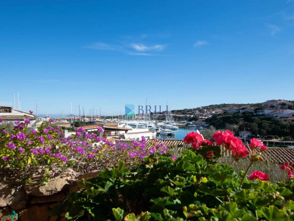 appartamento in vendita ad Olbia in zona Porto Rotondo