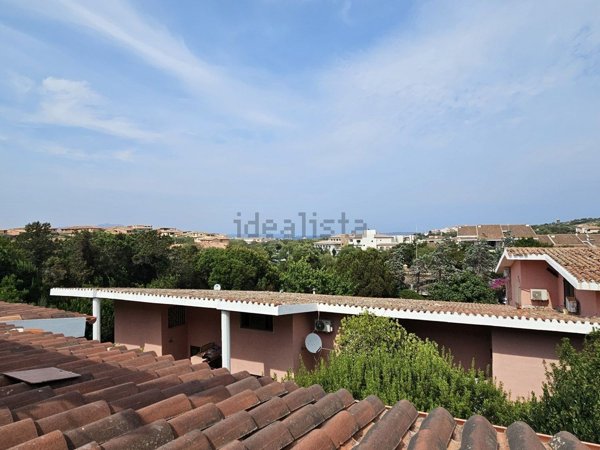 appartamento in vendita ad Olbia in zona Rudalza