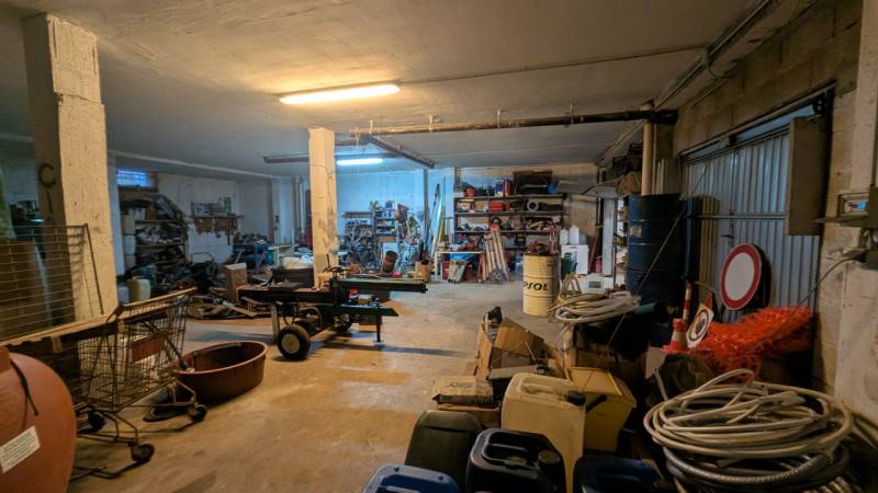 locale di sgombero in vendita ad Olbia