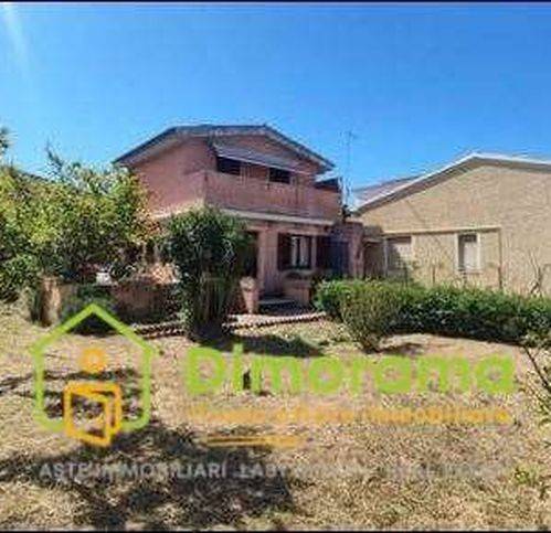 appartamento in vendita ad Olbia in zona Bandinu