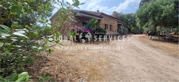 casa indipendente in vendita ad Olbia in zona San Pantaleo