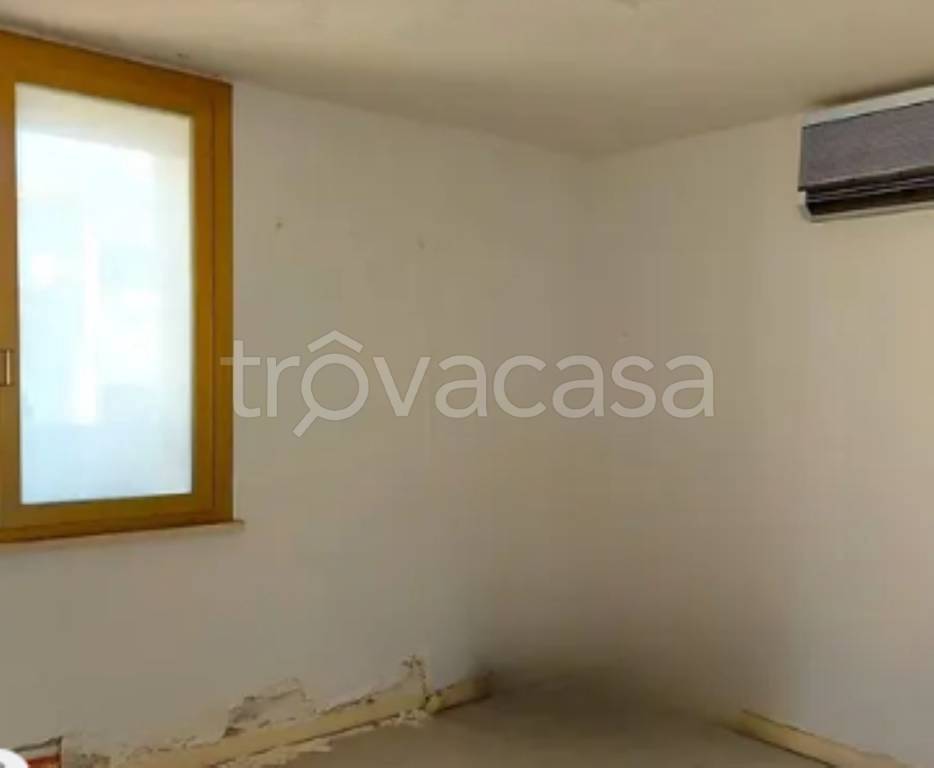 ufficio in vendita ad Olbia in zona Centro Storico