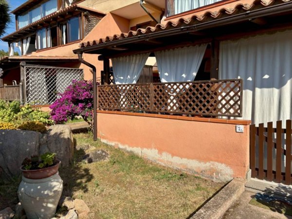 appartamento in vendita ad Olbia in zona Rudalza