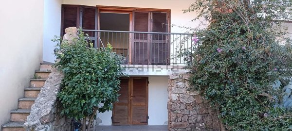 appartamento in vendita ad Olbia in zona Rudalza