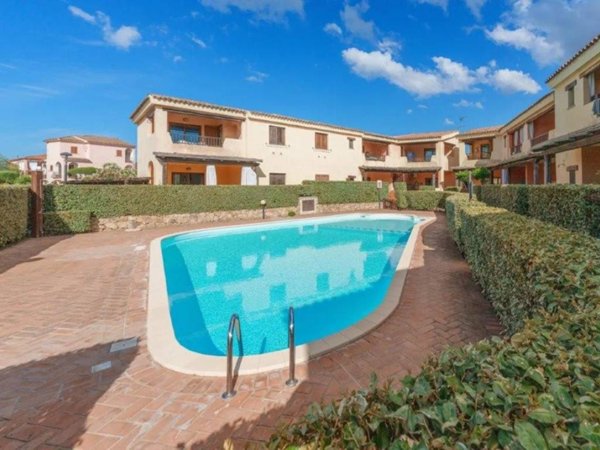 appartamento in vendita ad Olbia in zona Murta Maria
