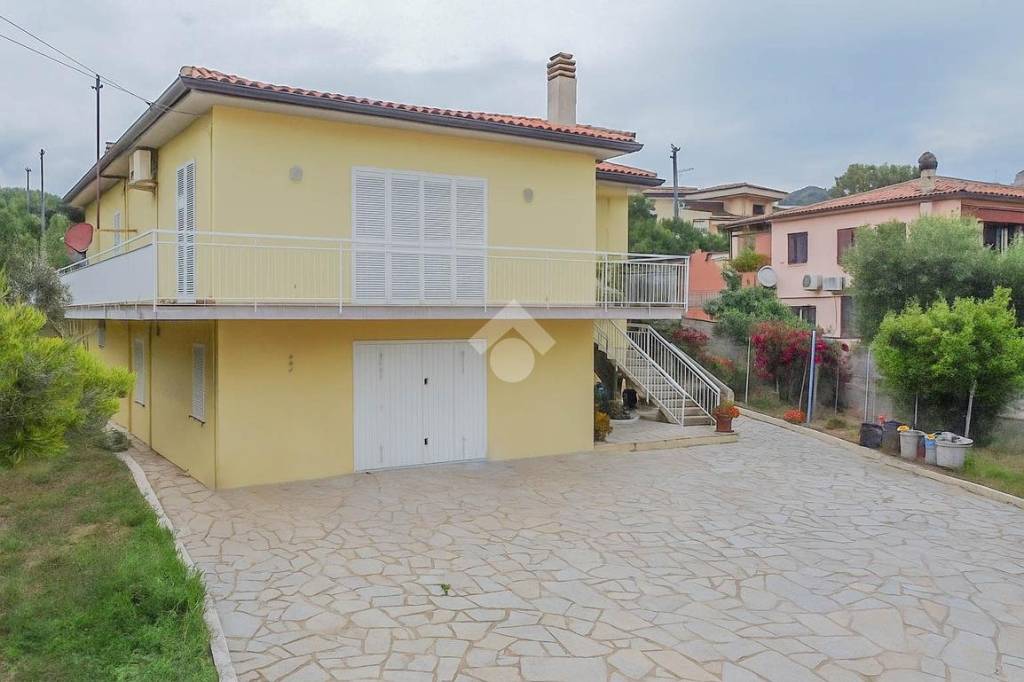 appartamento in vendita ad Olbia