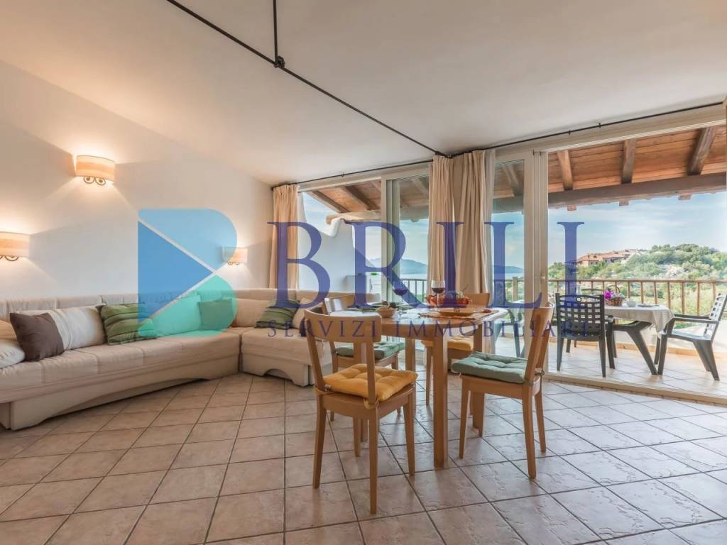appartamento in vendita ad Olbia in zona Porto Istana