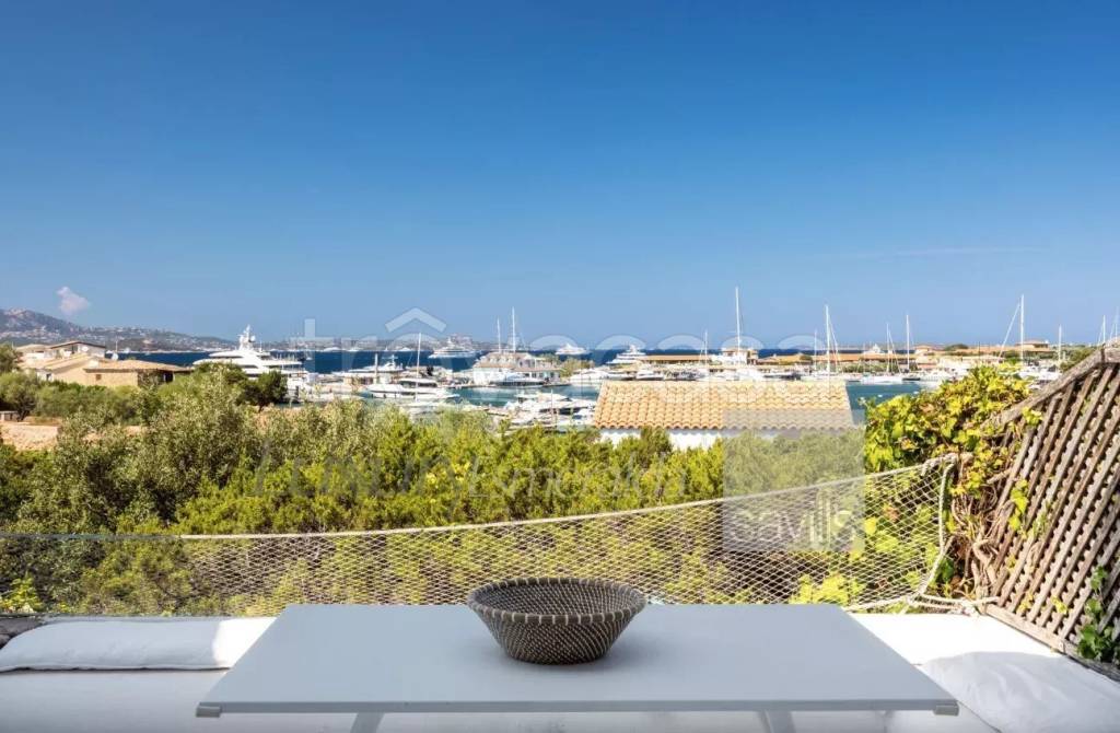 appartamento in vendita ad Olbia in zona Porto Rotondo