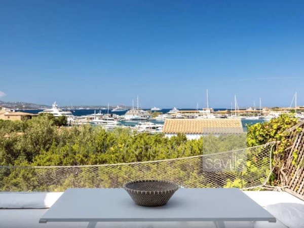 appartamento in vendita ad Olbia in zona Porto Rotondo