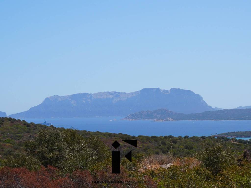 casa indipendente in vendita ad Olbia in zona Pittulongu