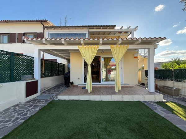 casa indipendente in vendita ad Olbia in zona Lu Sticcadu