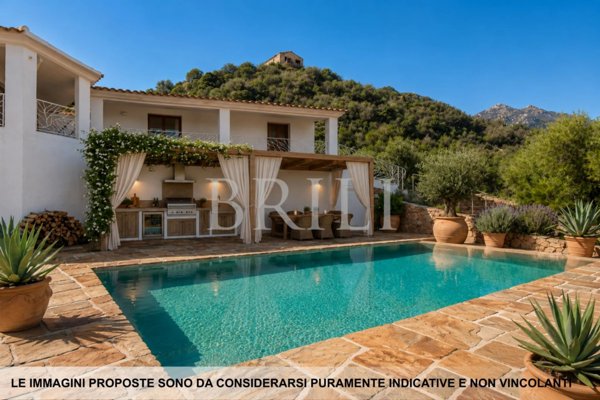 casa indipendente in vendita ad Olbia