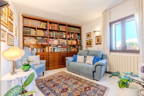 appartamento in vendita ad Olbia in zona Bandinu