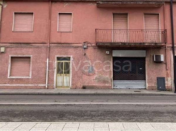 negozio in vendita ad Olbia