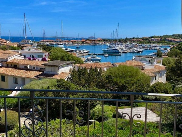 appartamento in vendita ad Olbia in zona Porto Rotondo
