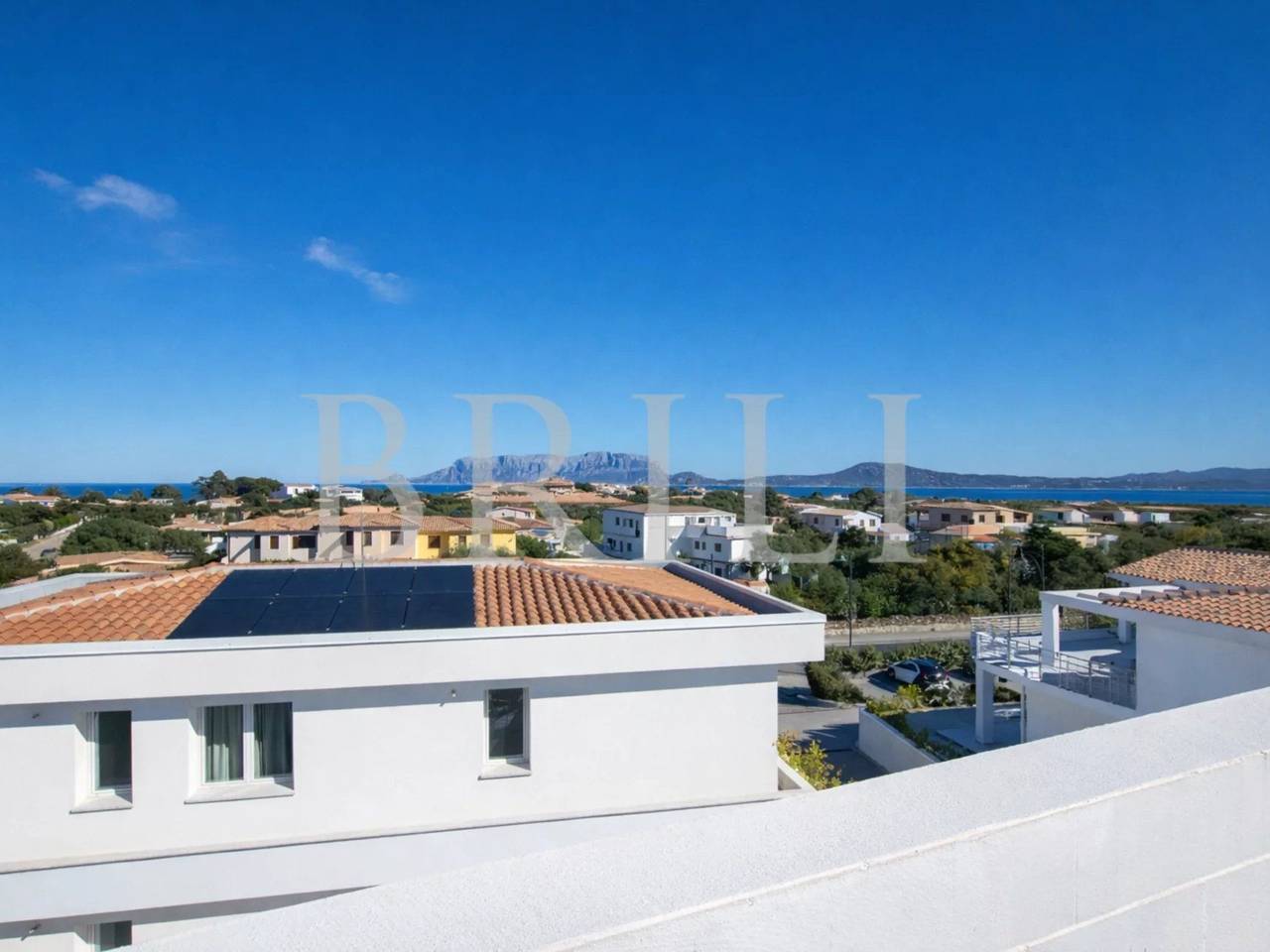 casa indipendente in vendita ad Olbia in zona Pittulongu