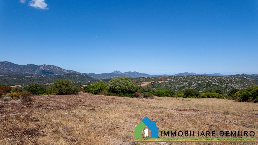 casa indipendente in vendita ad Olbia in zona Pittulongu