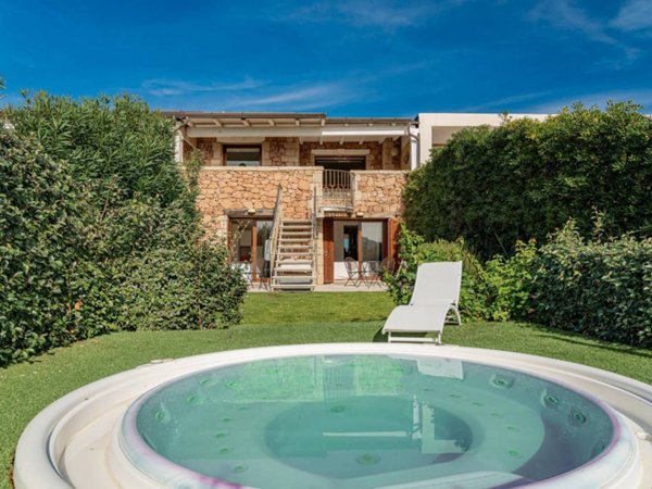 casa indipendente in vendita ad Olbia in zona Porto Rotondo