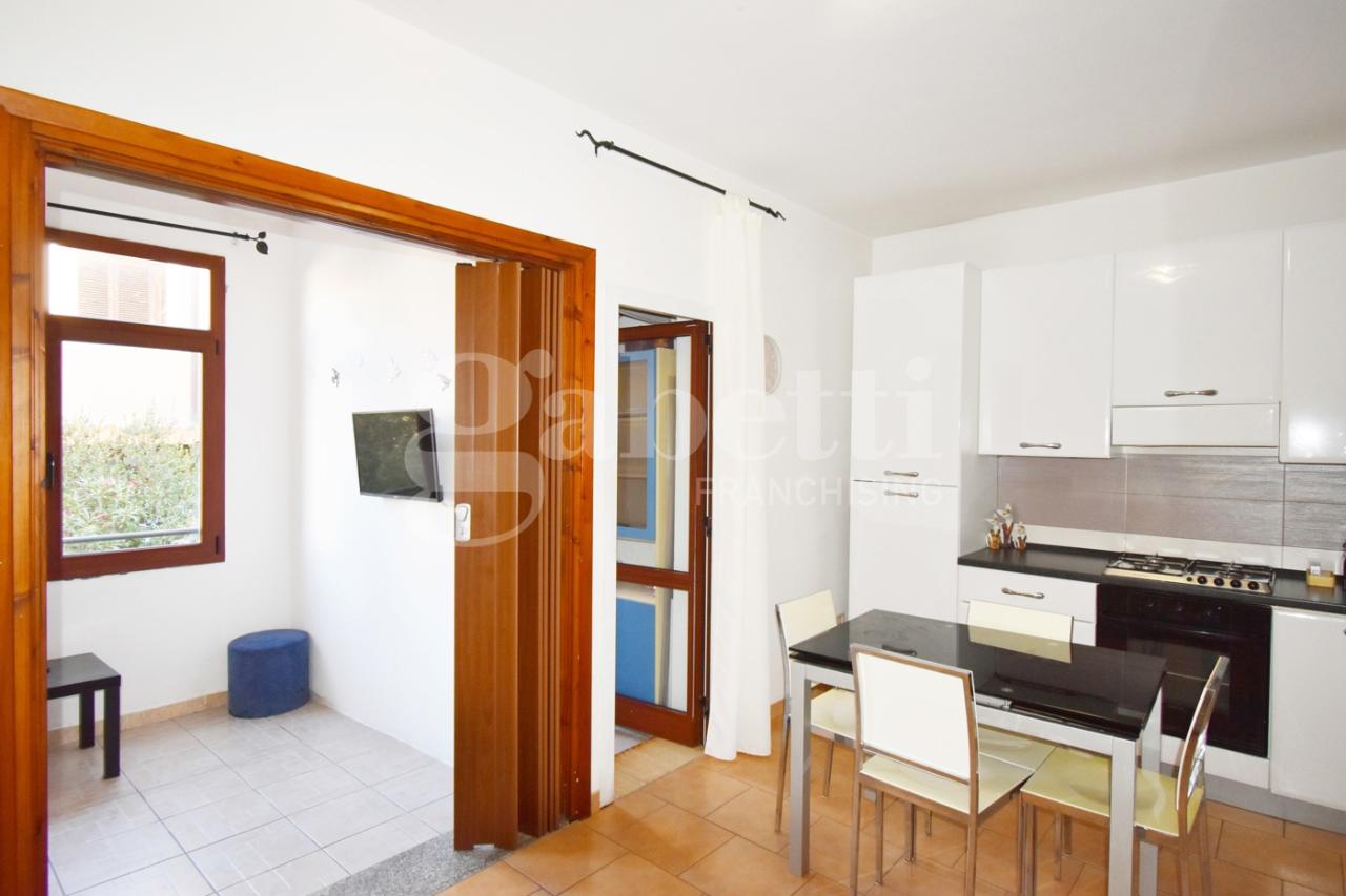 appartamento in vendita ad Olbia in zona San Simplicio