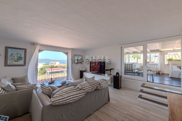 appartamento in vendita ad Olbia in zona Porto Rotondo