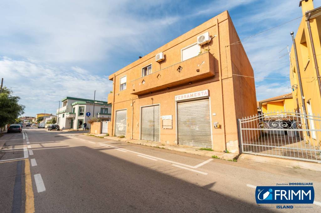negozio in vendita ad Olbia