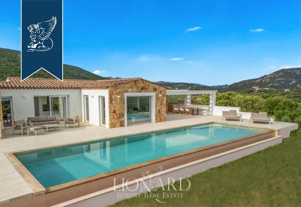 casa indipendente in vendita ad Olbia in zona Porto Rotondo