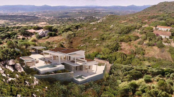 casa indipendente in vendita ad Olbia in zona Cugnana