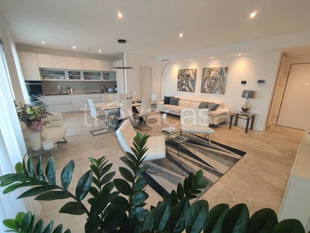 appartamento in vendita ad Olbia