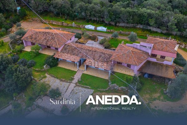 casa indipendente in vendita ad Olbia in zona San Pantaleo