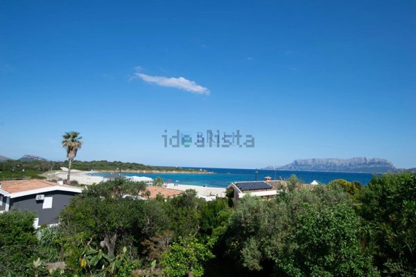 casa indipendente in vendita ad Olbia in zona Bados
