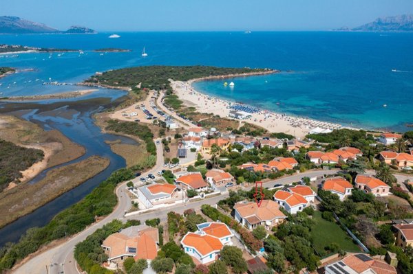 casa indipendente in vendita ad Olbia