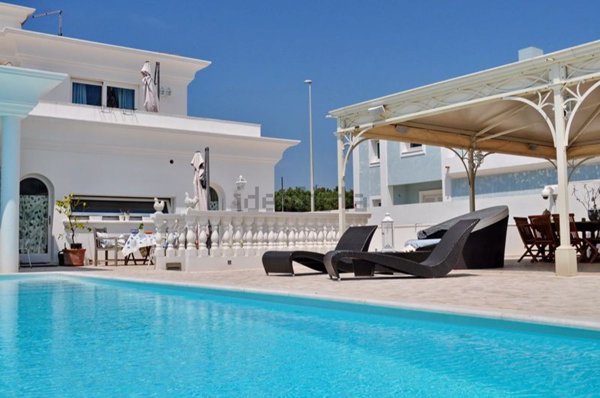 casa indipendente in vendita ad Olbia in zona Aldo Moro