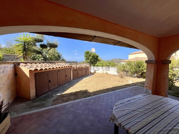 casa indipendente in vendita ad Olbia in zona Murta Maria
